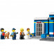 Конструктор LEGO City 60370 Побег из полицейского участка в Пензе